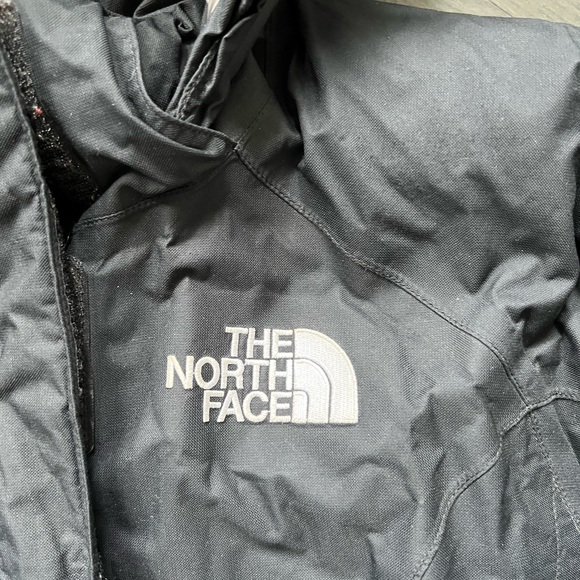 North face women’s Hyvent jacket - Picture 2 of 11
